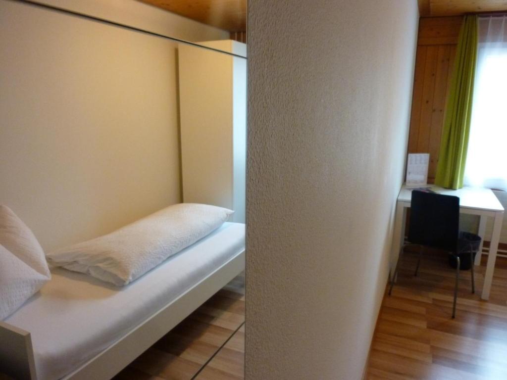 Gasthaus Engel Sachseln Room photo